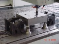 Universal clamping units — DSC00205